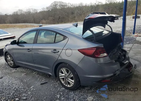 2019 Hyundai Elantra Sel z USA, uszkodzony, nr VIN 5NPD84LF3KH403395